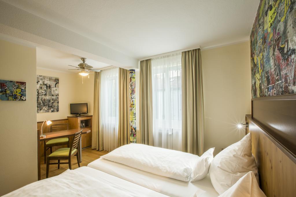 Hotel Brunner Amberg Bagian luar foto
