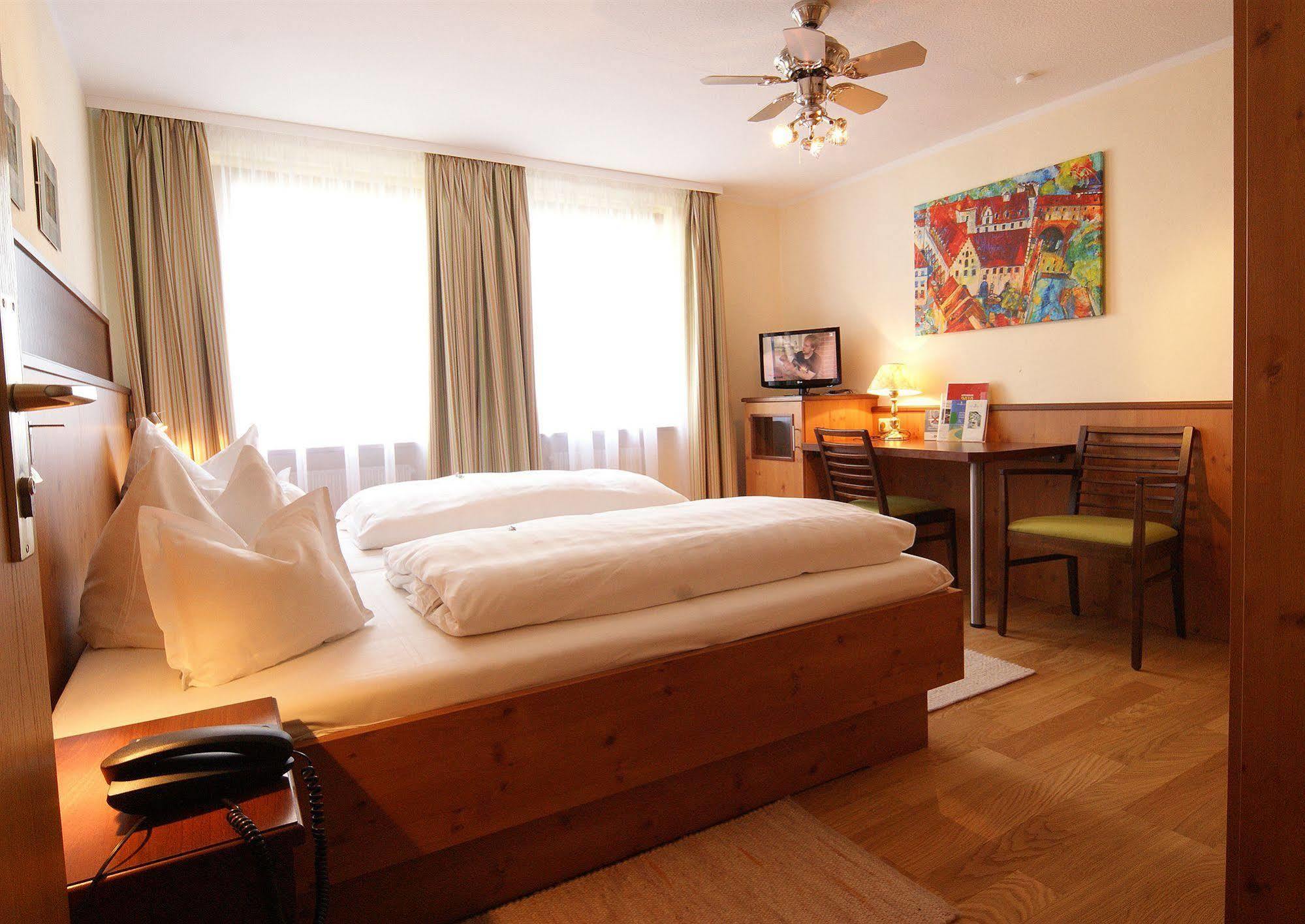 Hotel Brunner Amberg Bagian luar foto