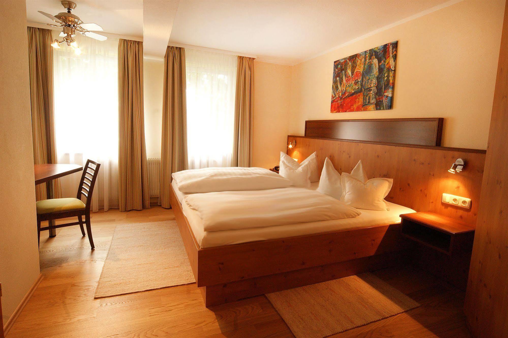 Hotel Brunner Amberg Bagian luar foto